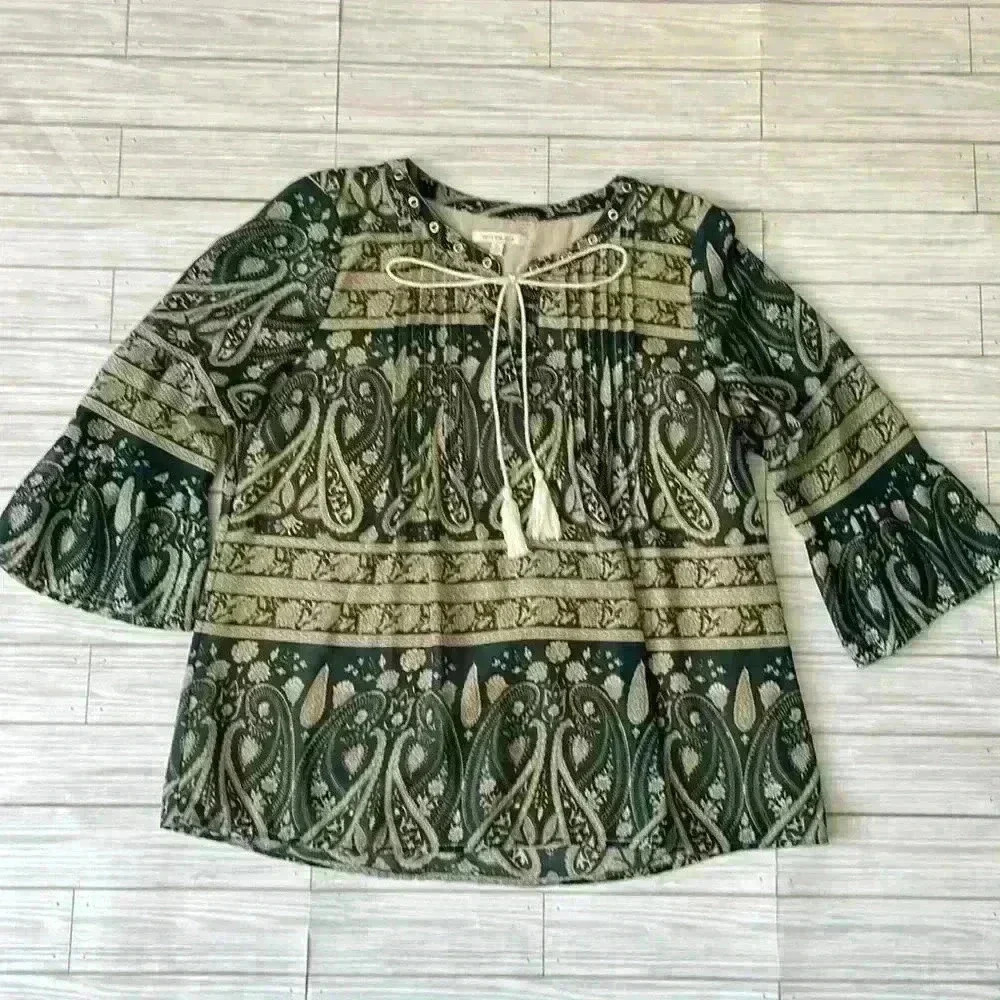 Anthropologie Skies are Blue boho print flowy peasant bell sleeve top M